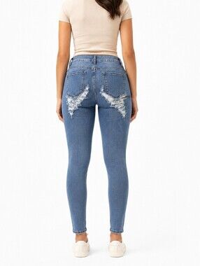 Fashion Nova Light Wash Distressed Booty Skinny Jeans Size 11/12